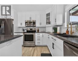 Kitchen - 15 Stillwater Drive, Moncton, NB E1A0E3 Photo 11