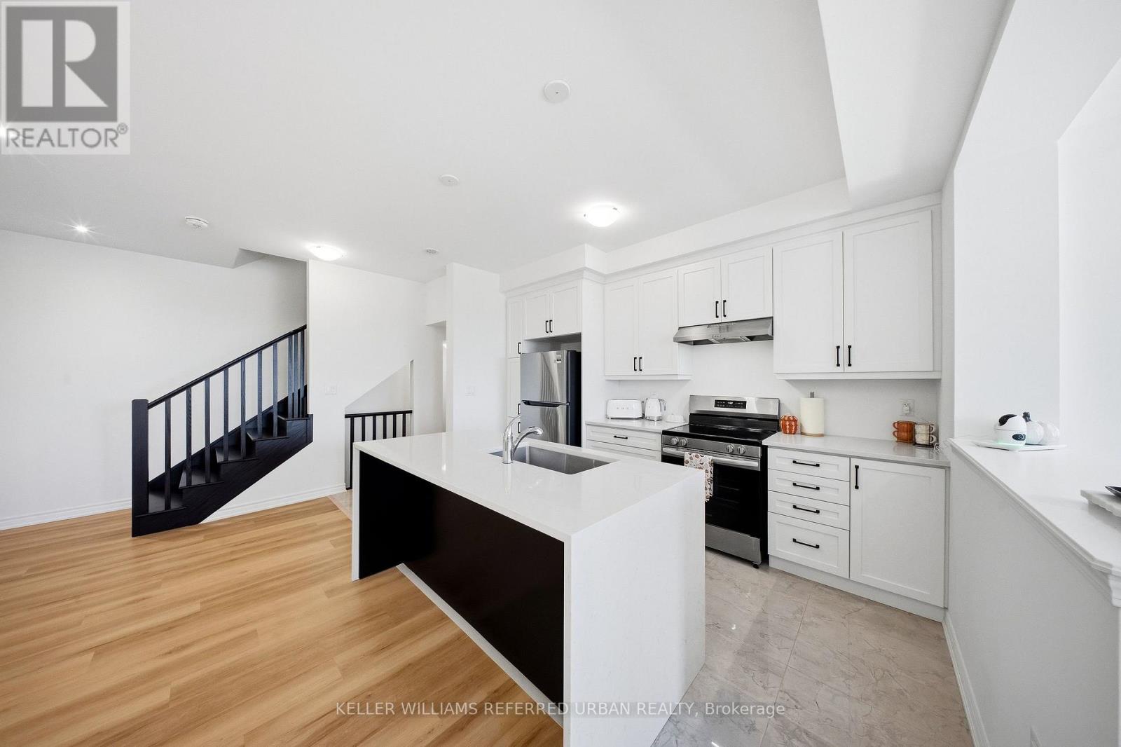 61 VINEWOOD CRESCENT, Barrie — photo 10