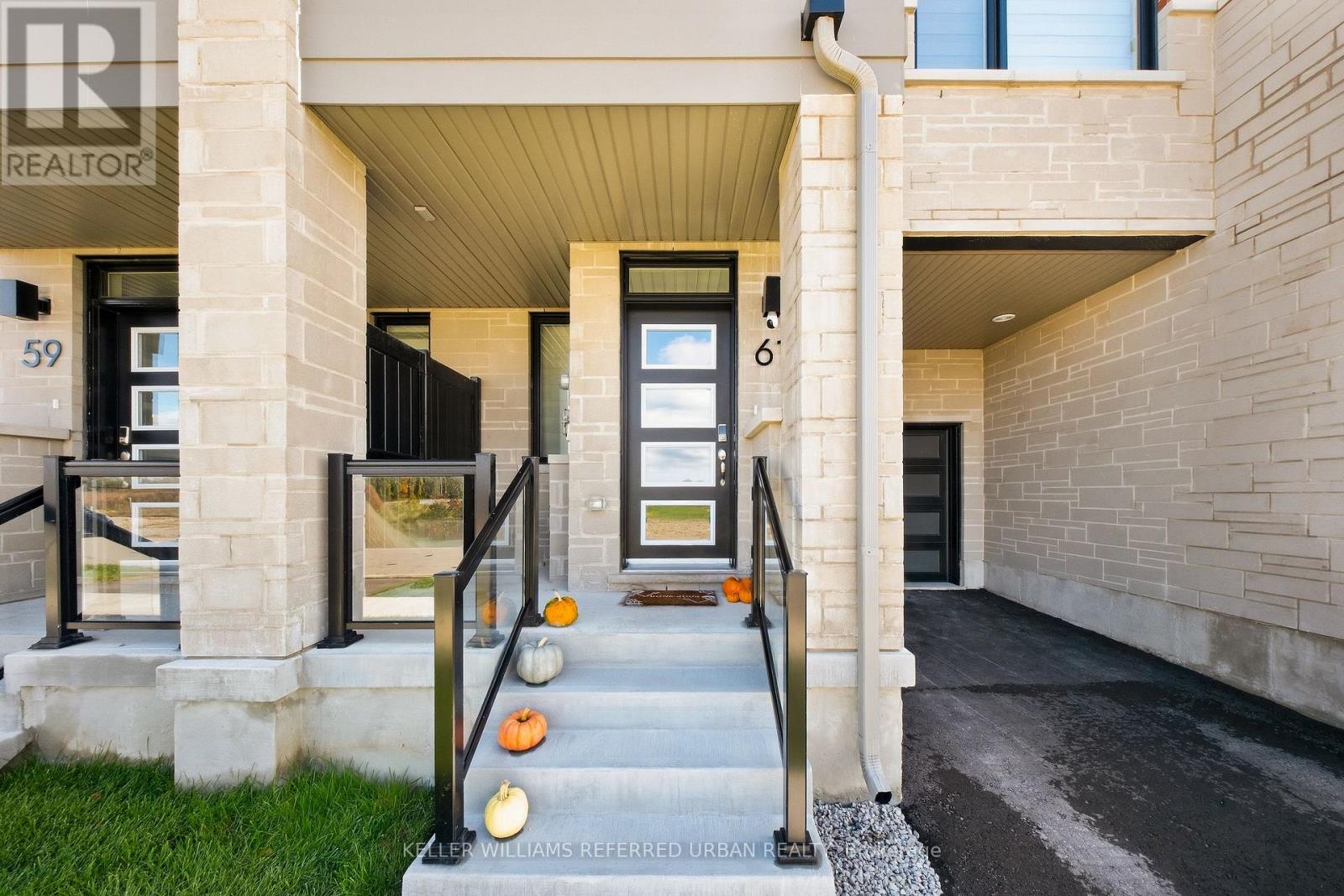 61 VINEWOOD CRESCENT, Barrie — photo 3