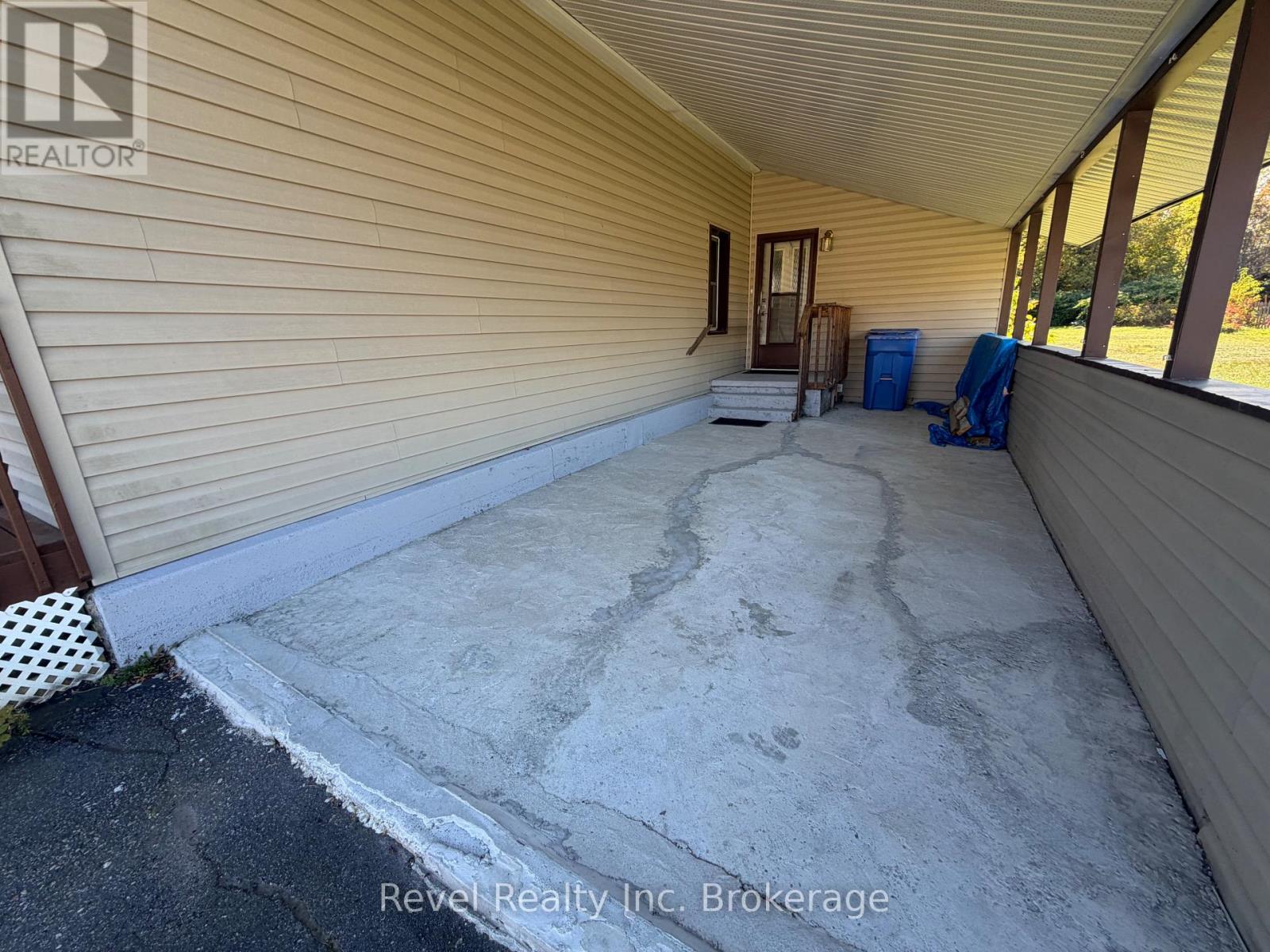 354 POPLAR STREET - 31