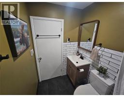 235 Eureka Street, Petrolia, ON N0N1R0 Photo 20