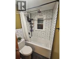235 Eureka Street, Petrolia, ON N0N1R0 Photo 21