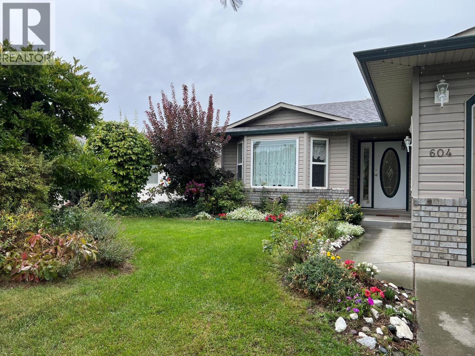 604 6th Avenue, Vernon