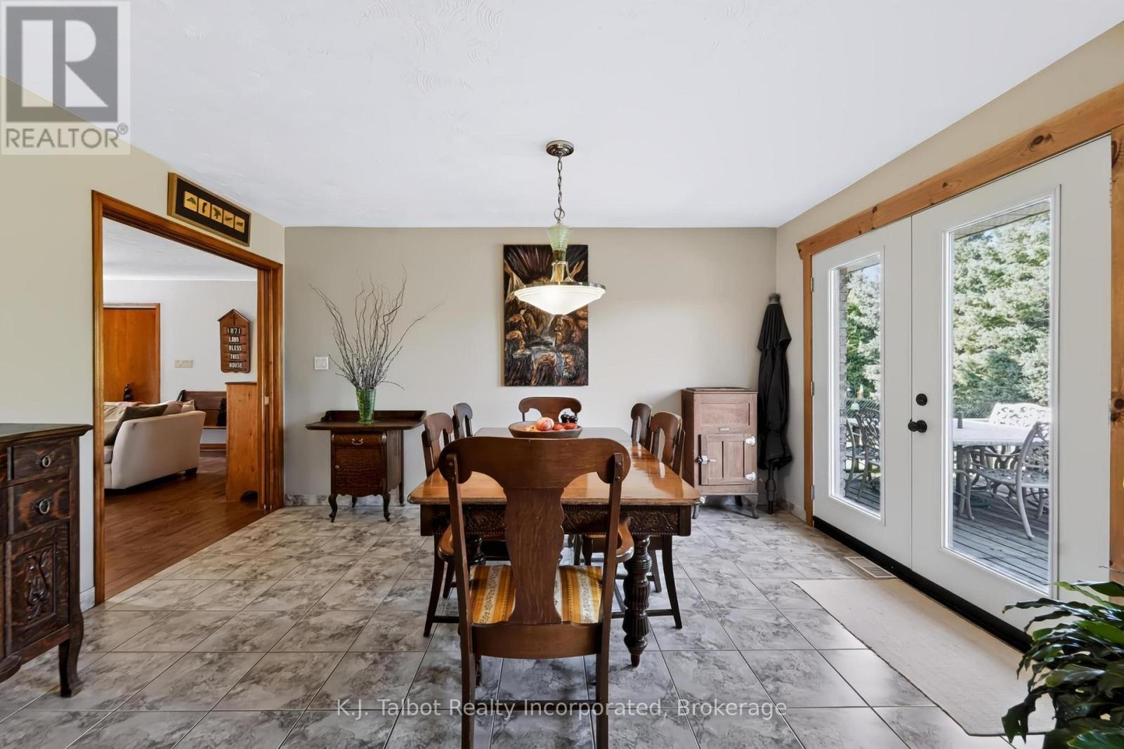 33786 CRYSTAL SPRINGS ROAD, R. R. #1 ROAD - 22