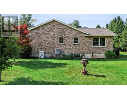 Bedroom 3 - 33786 Crystal Springs Road, R. R. #1 Road, Bluewater, ON N0M1G0 Photo 12