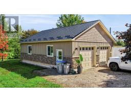 Bedroom 4 - 33786 Crystal Springs Road, R. R. #1 Road, Bluewater, ON N0M1G0 Photo 13