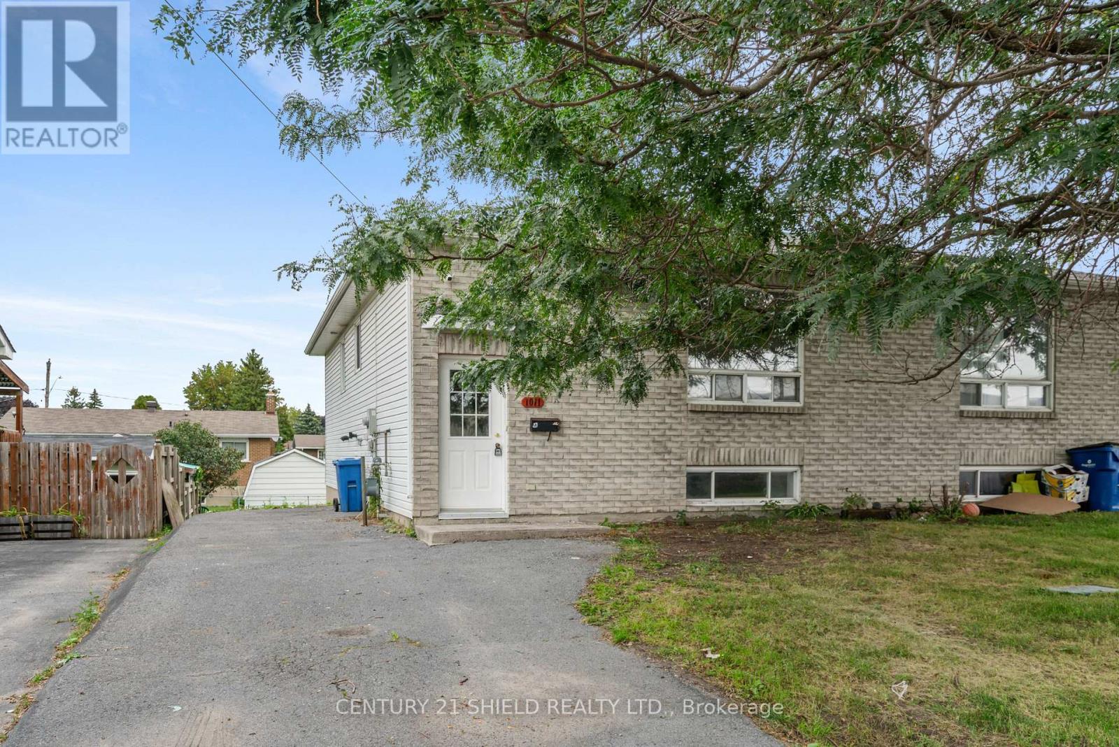 1011 ADOLPHUS STREET - 1