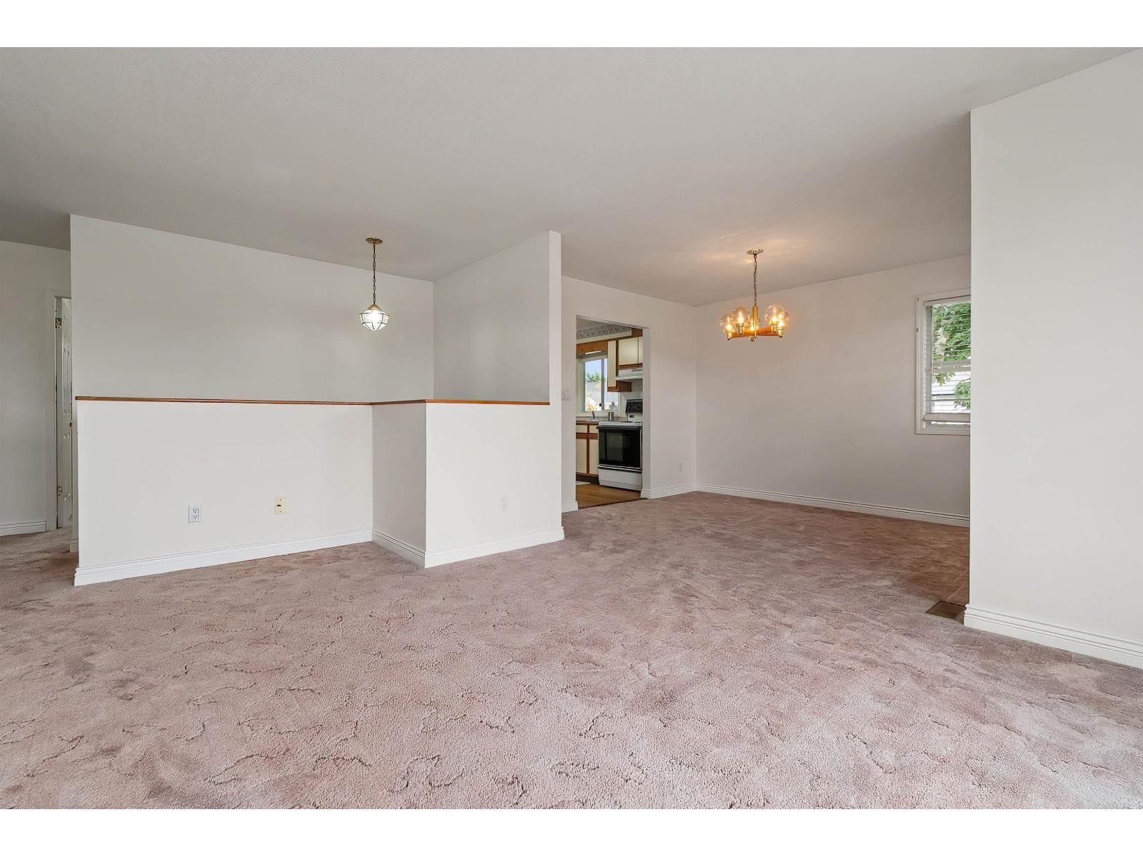 Photo of 5964 CAMBRIDGE STREET, Sardis South 19