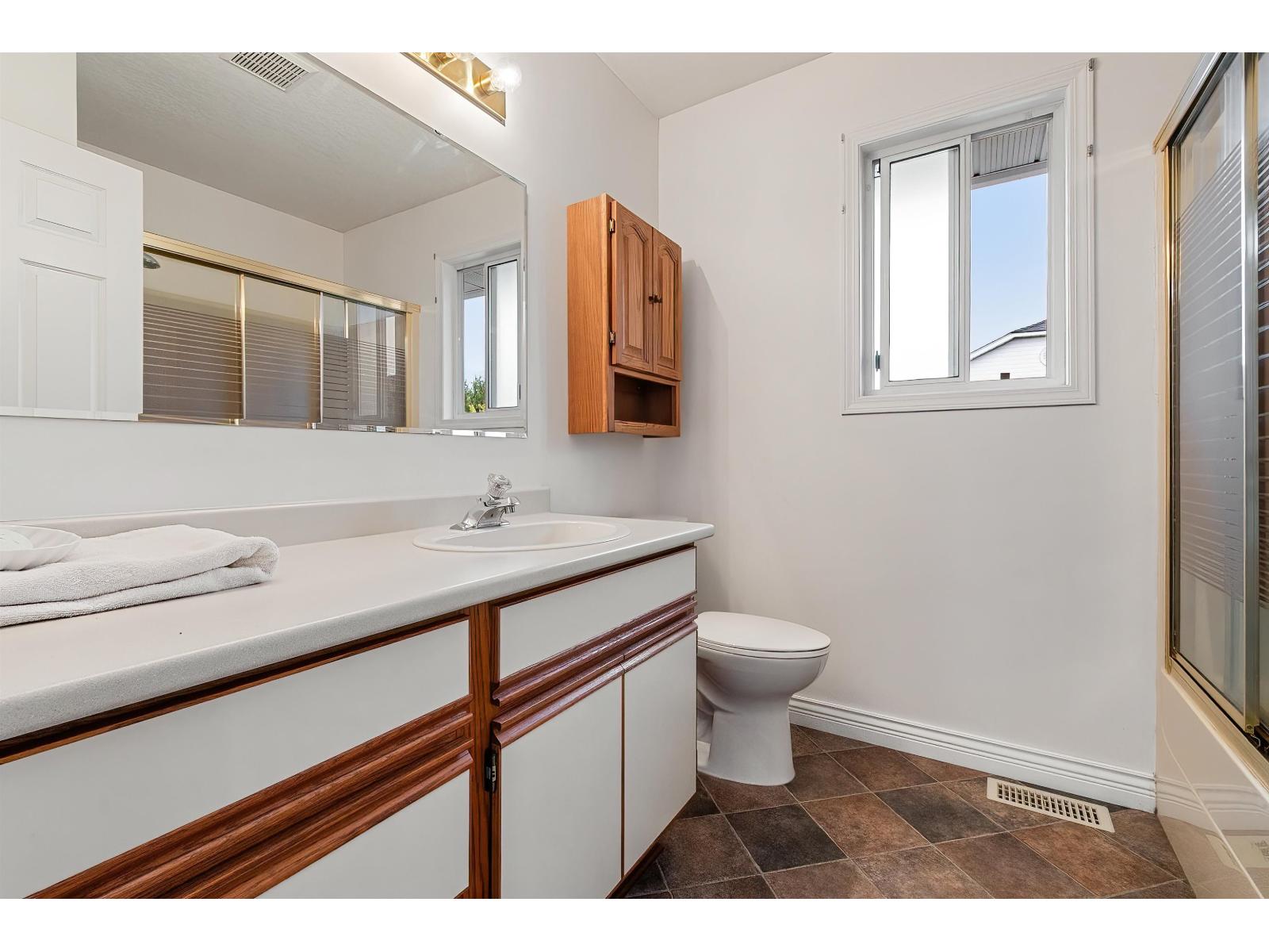 Photo of 5964 CAMBRIDGE STREET, Sardis South 34