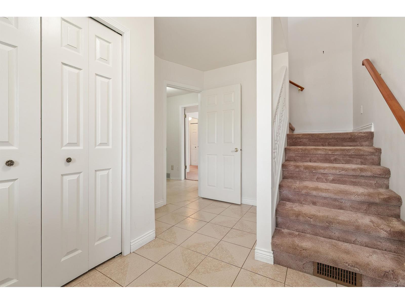 Photo of 5964 CAMBRIDGE STREET, Sardis South 37