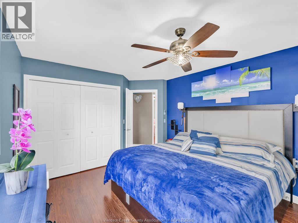 2575 WILDBERRY - 27