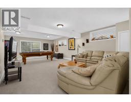 44 Strathlea Close Sw, Calgary, AB T3H5C6 Photo 27