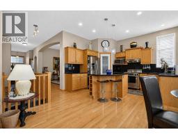 3pc Bathroom - 44 Strathlea Close Sw, Calgary, AB T3H5C6 Photo 8