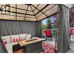 44 Strathlea Close Sw, Calgary, AB T3H5C6 Photo 36