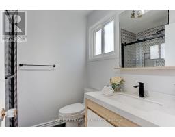 Ground Unit - 87 Stockdale Crescent, Richmond Hill, ON L4C3T1 Photo 11