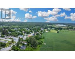 1556 Flos Rd 4 W, Springwater, ON L0L2K0 Photo 15