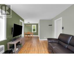 Bedroom 3 - 1556 Flos Rd 4 W, Springwater, ON L0L2K0 Photo 7