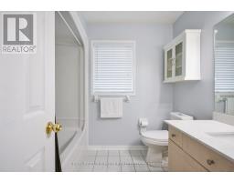 17 Crompton Drive, Barrie, ON L4M6N1 Photo 22