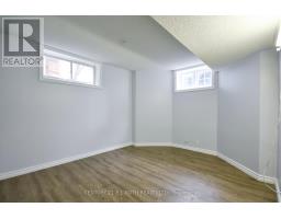 17 Crompton Drive, Barrie, ON L4M6N1 Photo 34