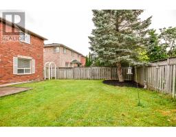 17 Crompton Drive, Barrie, ON L4M6N1 Photo 38