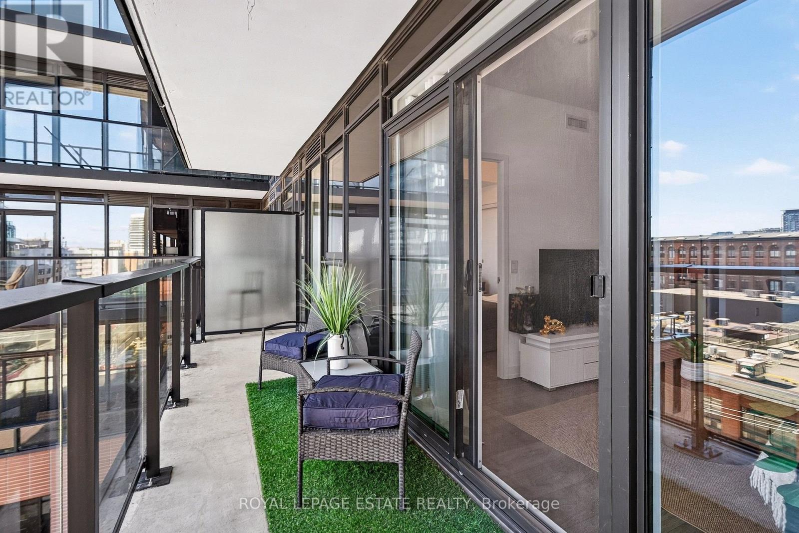 270 Dufferin Street — photo 29