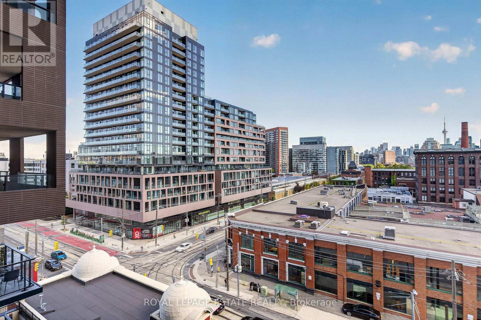 270 Dufferin Street — photo 32
