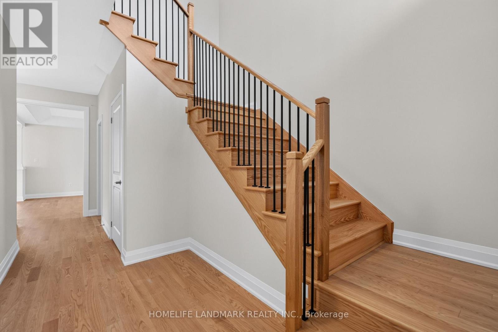 219 SEGUIN STREET - 5