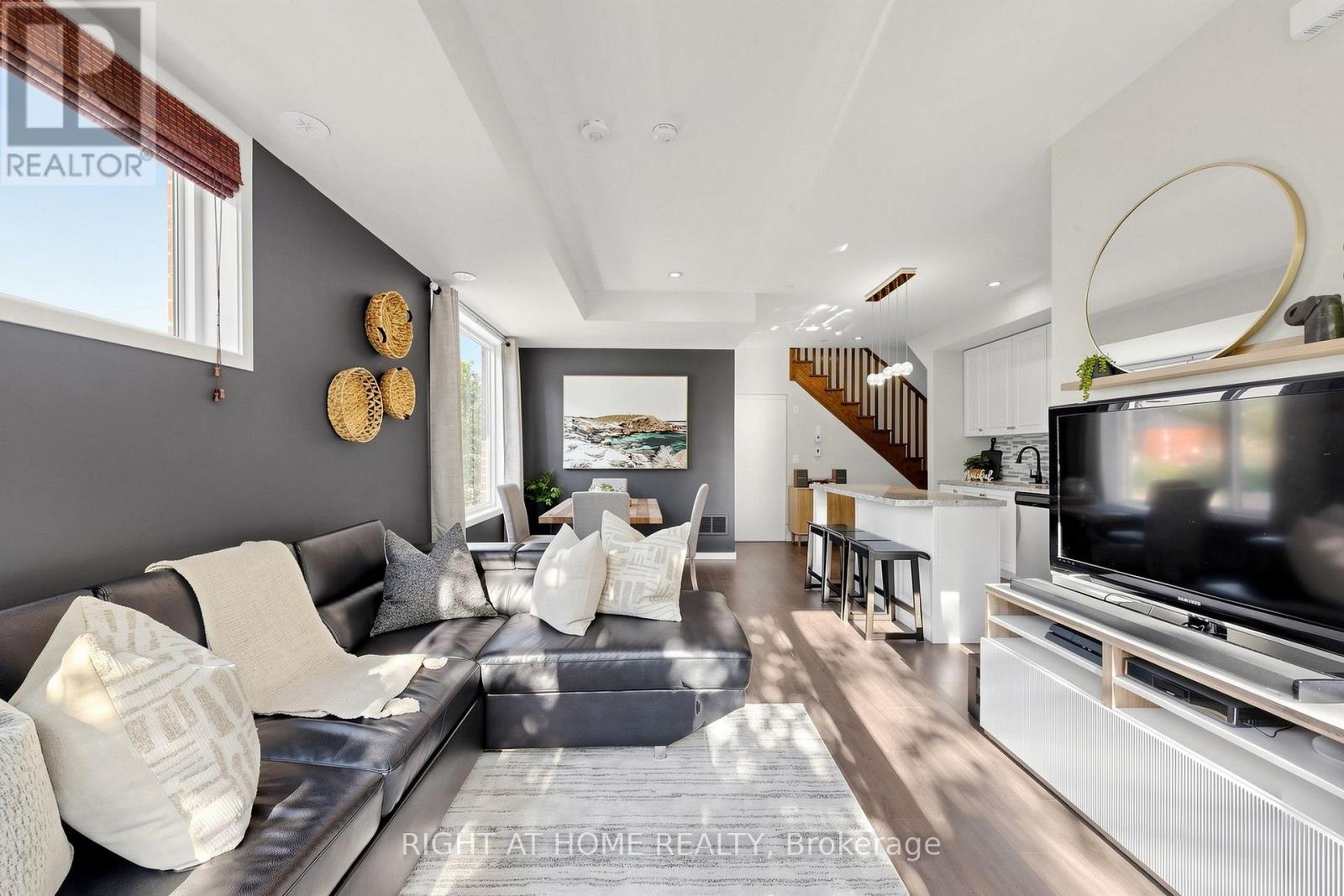 400 Alex Gardner Circle — photo 8