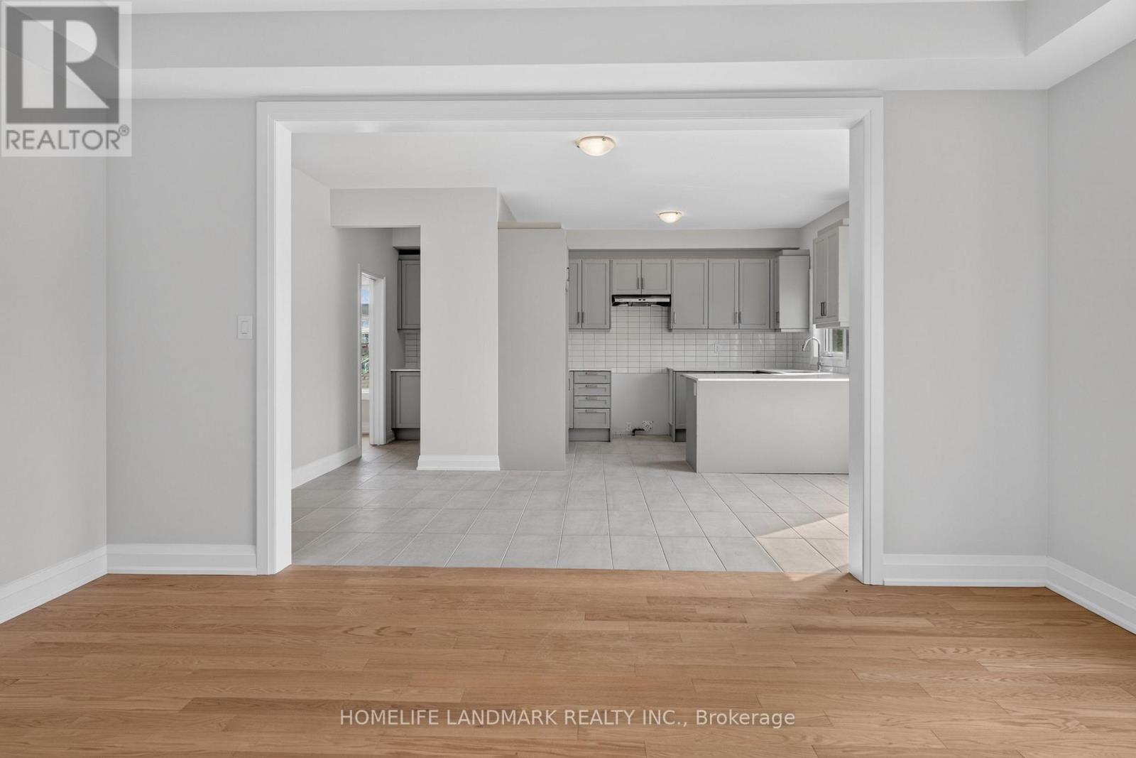 219 Seguin Street — photo 18