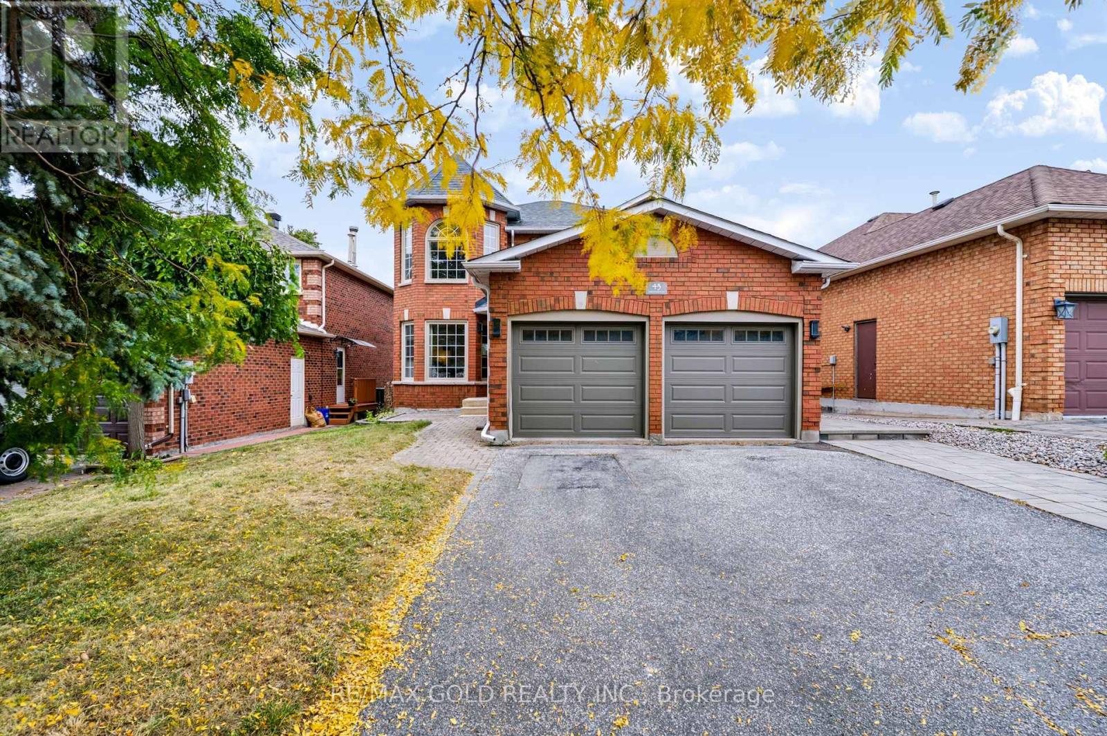 43 Golden Meadow Road, Barrie photo 2