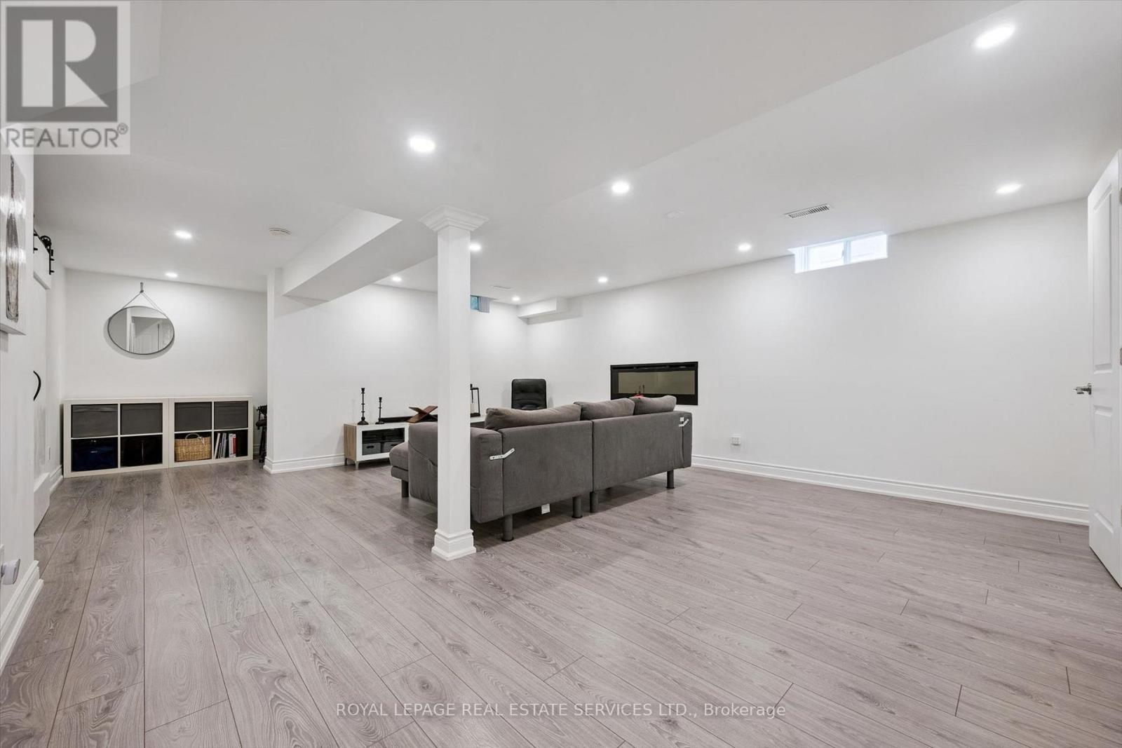 360 River Oaks Boulevard West, Oakville, ON photo 35