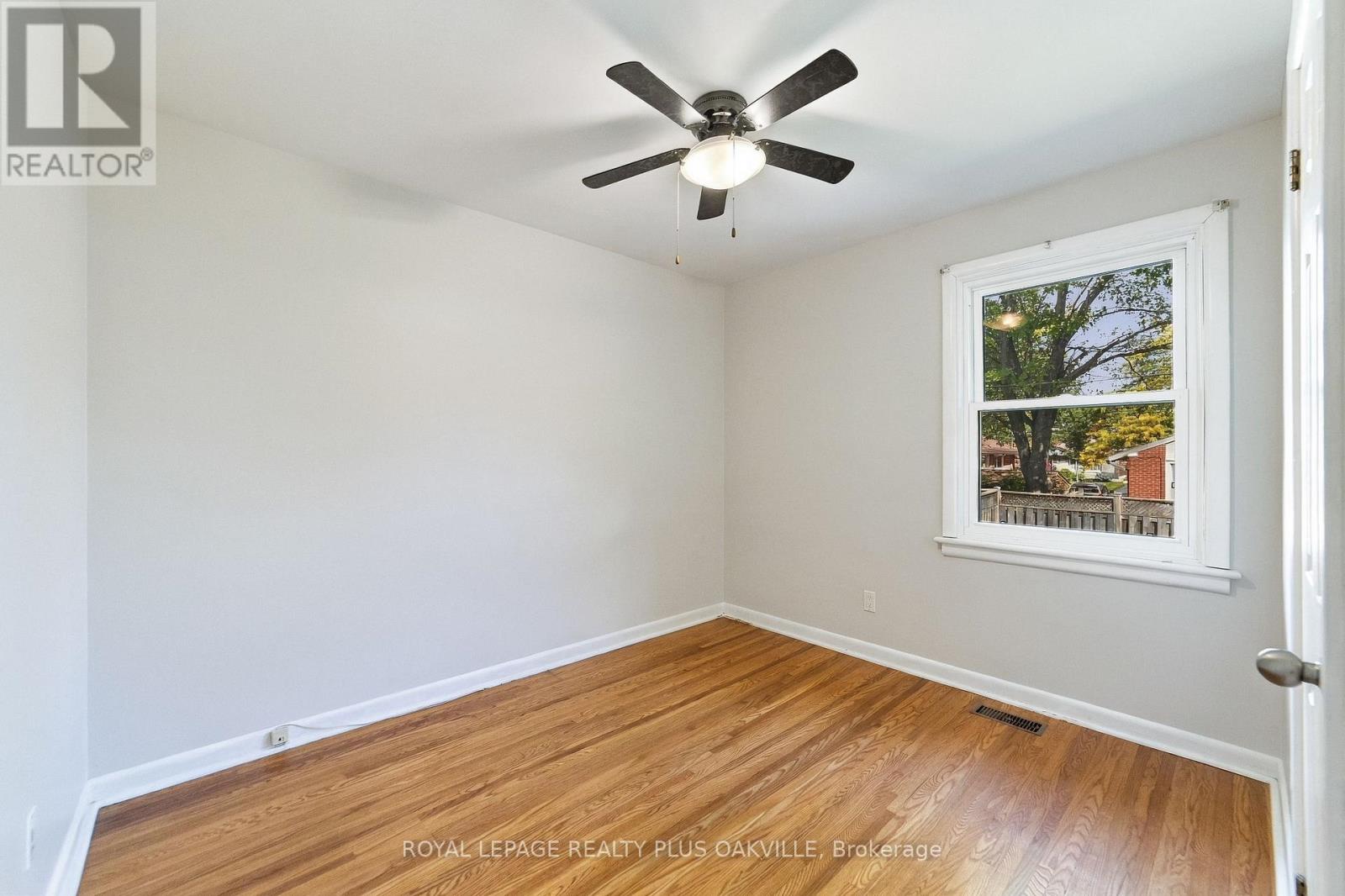 19 Endfield Avenue, Hamilton, ON photo 15