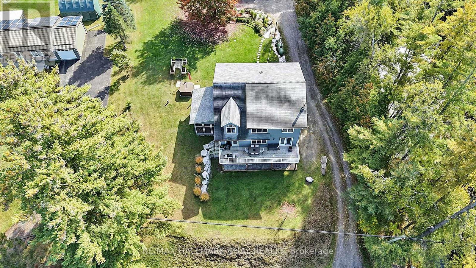 466 BEAUMONT DRIVE - 3
