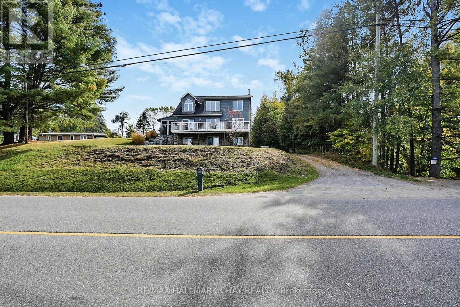 466 BEAUMONT DRIVE - 7