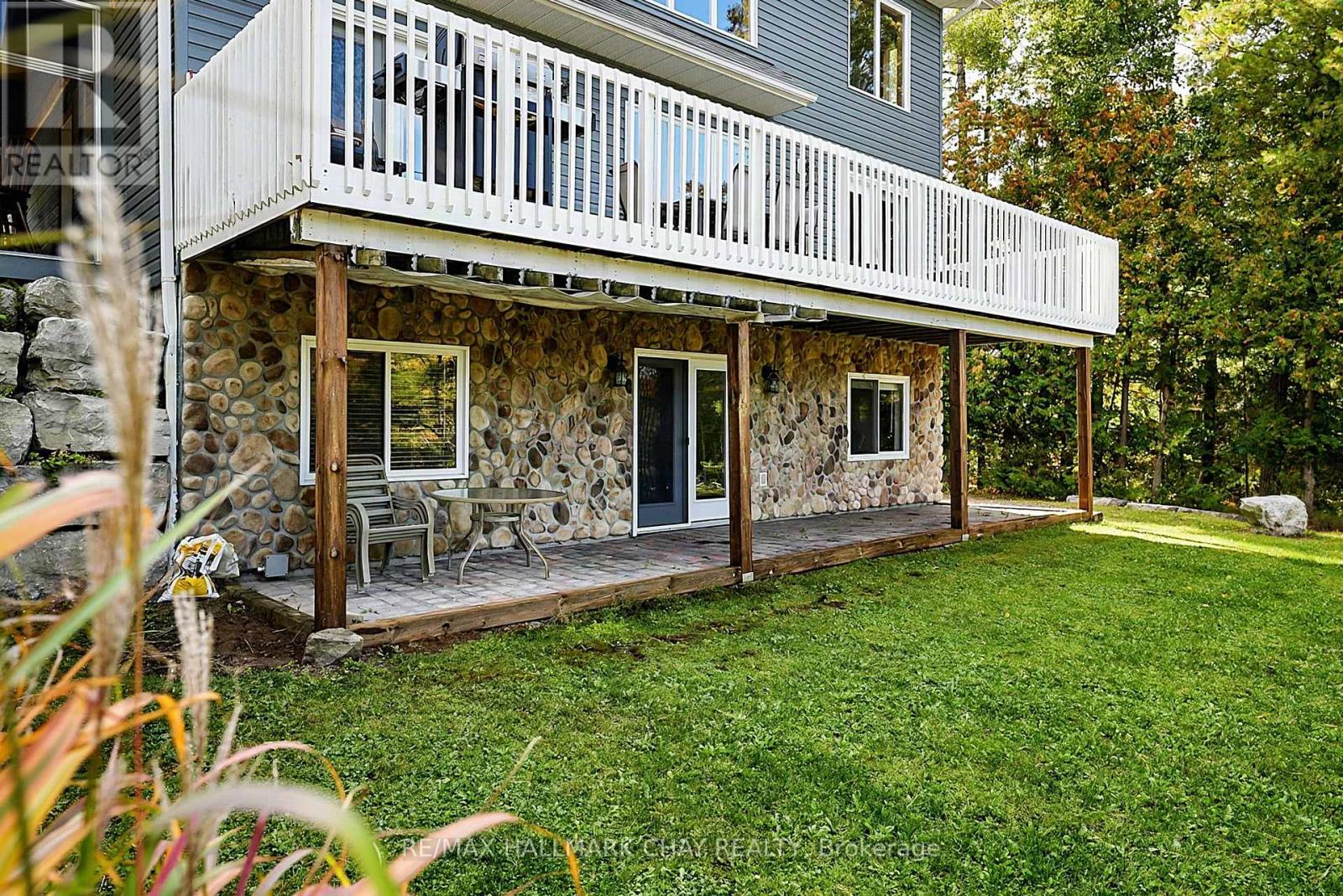 466 BEAUMONT DRIVE - 9