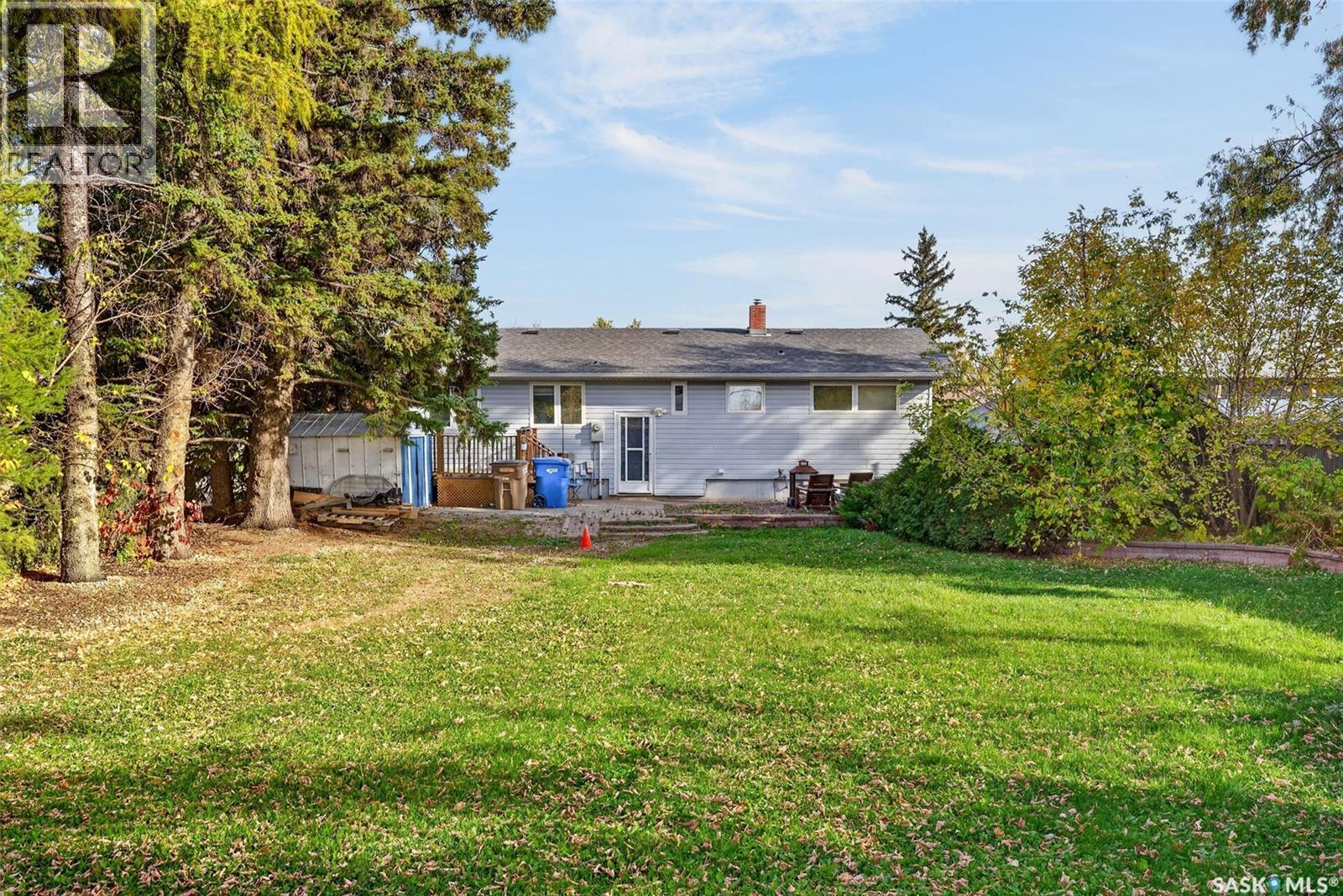 109 Park AVENUE, Melfort — photo 3
