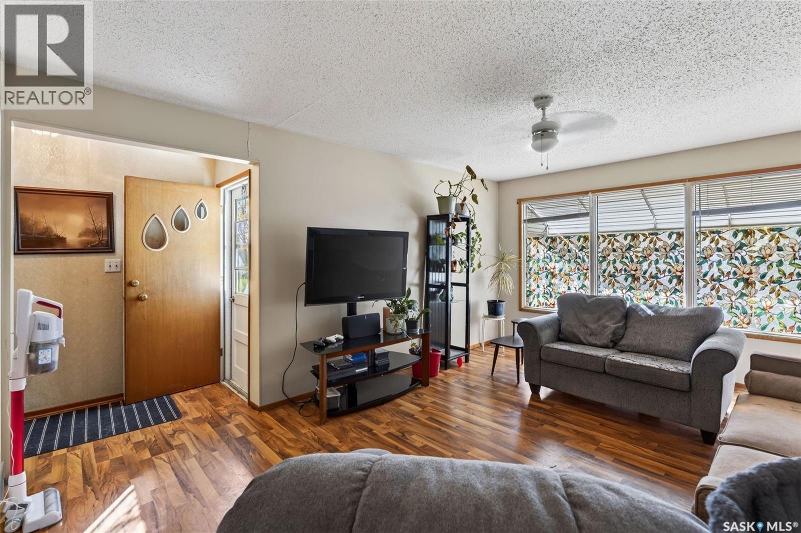 114 Scotia DRIVE - 5