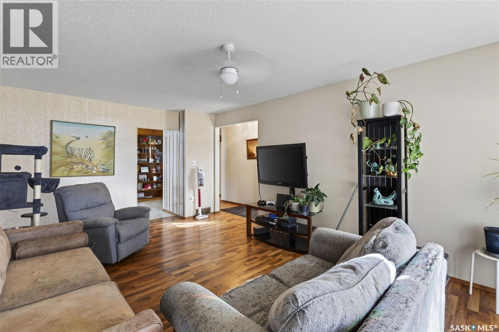 114 Scotia DRIVE - 6