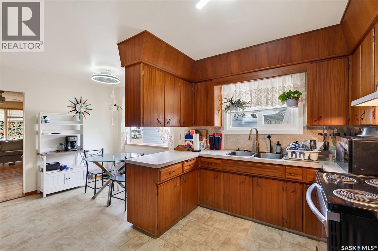 114 Scotia DRIVE - 9