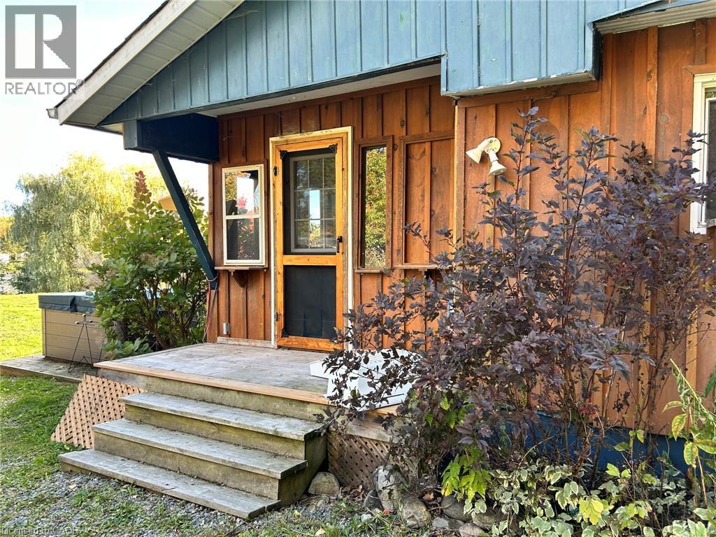 462 WATERFALLS Road - 3
