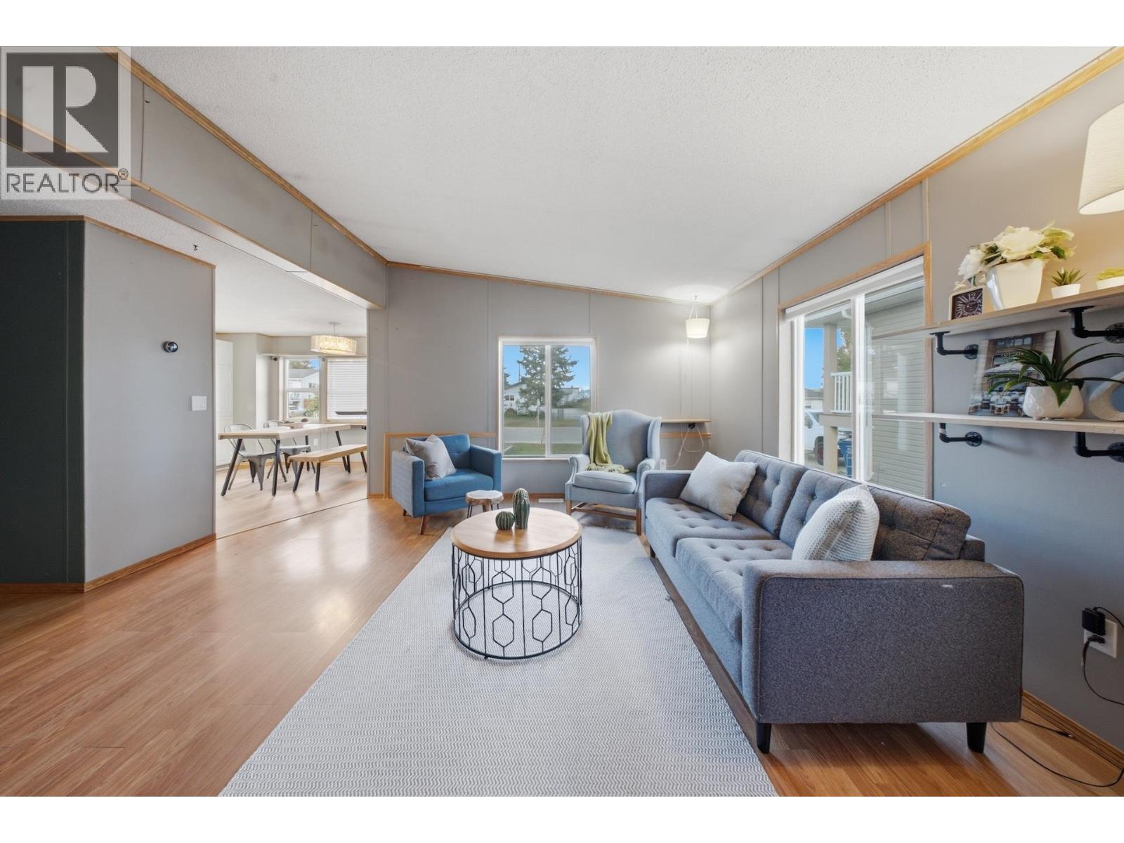 8307 99 AVENUE - 10