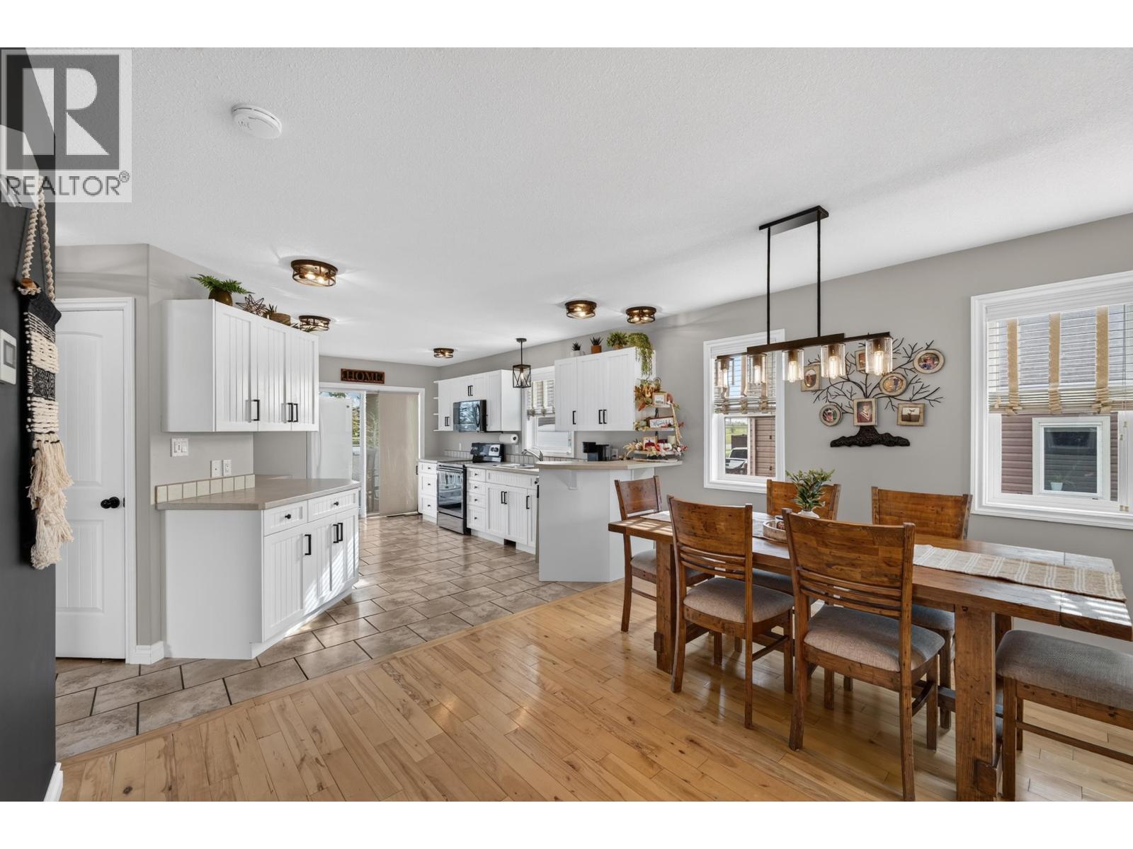 11331 86A STREET - Image 4