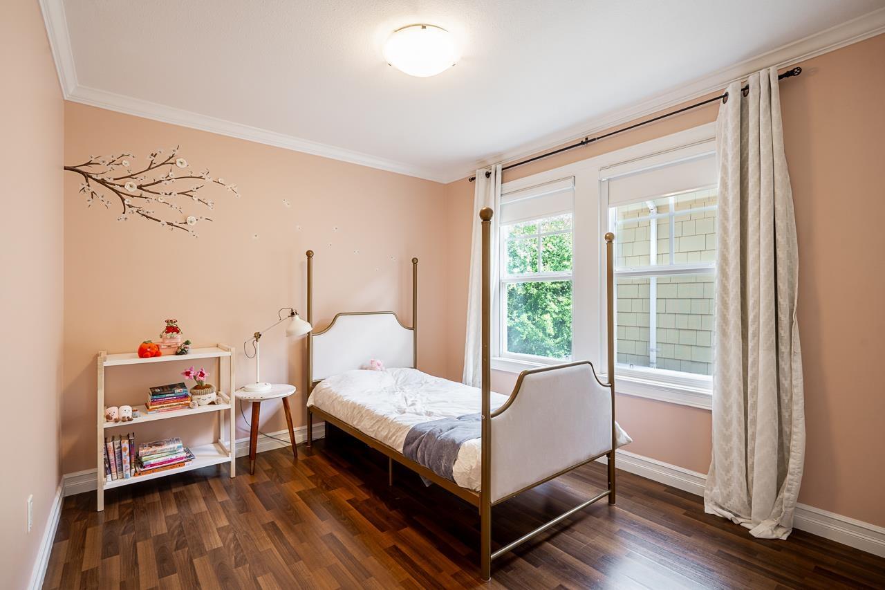 Photo of 16 3495 147A STREET 16