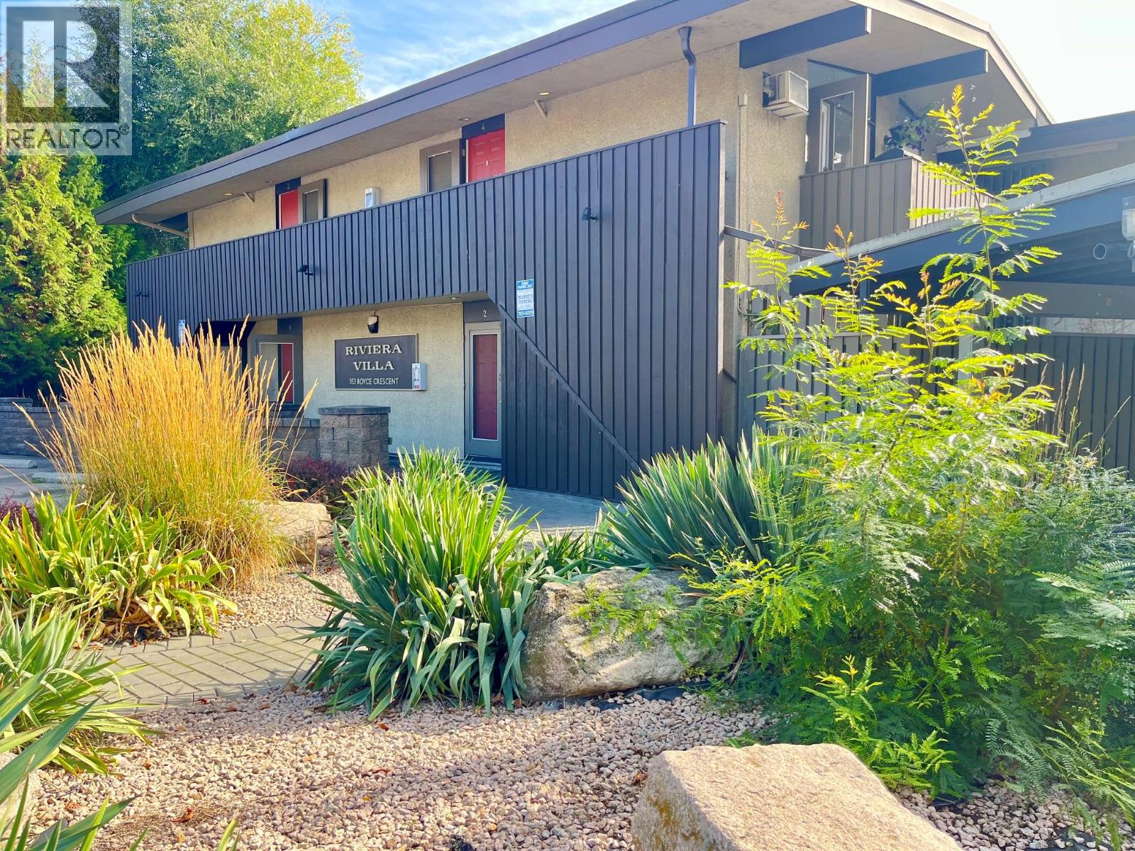 #11 353 Boyce Crescent - 1