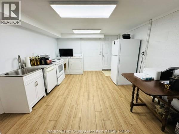 61 REMARK DRIVE - Image 32