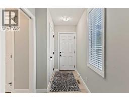 Living room - 86 Heritage View, Cochrane, AB T4C0G5 Photo 16