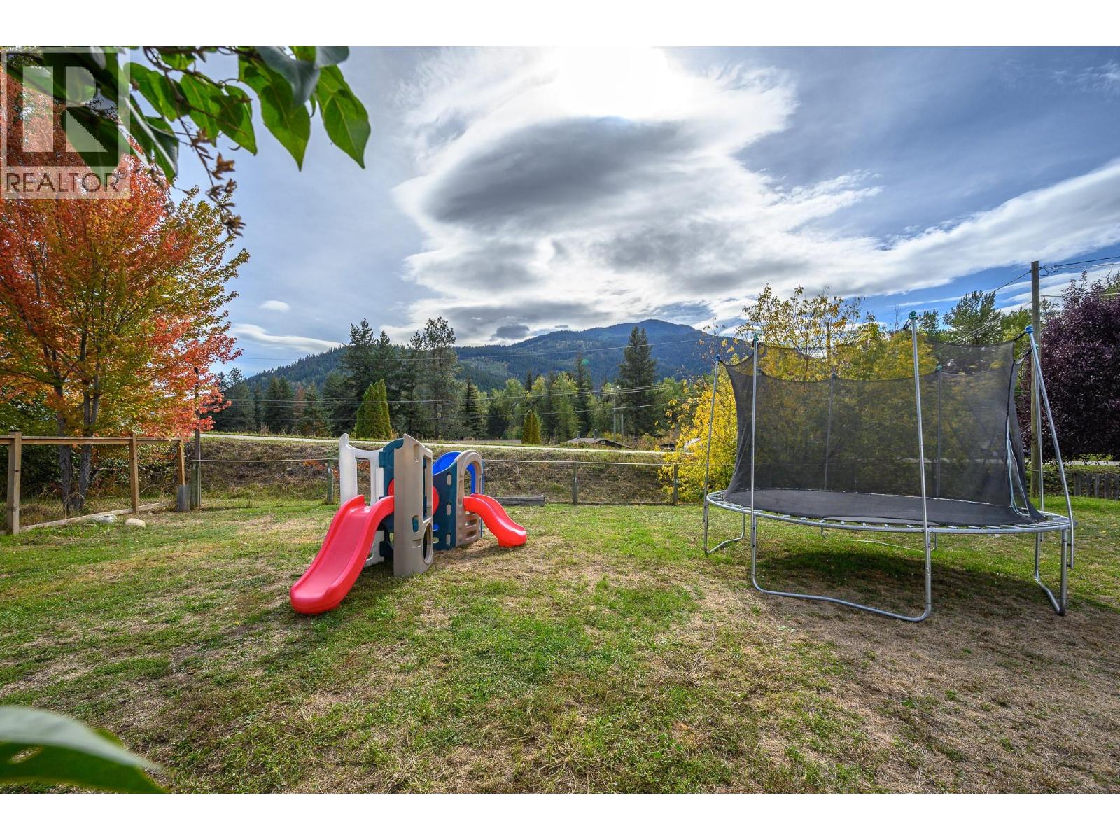 5846 Jen Sherri Place - Image 34