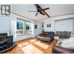 5846 Jen Sherri Place, Falkland, BC V0E1W0 Photo 11