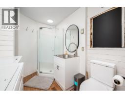 5846 Jen Sherri Place, Falkland, BC V0E1W0 Photo 14