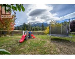 5846 Jen Sherri Place, Falkland, BC V0E1W0 Photo 34